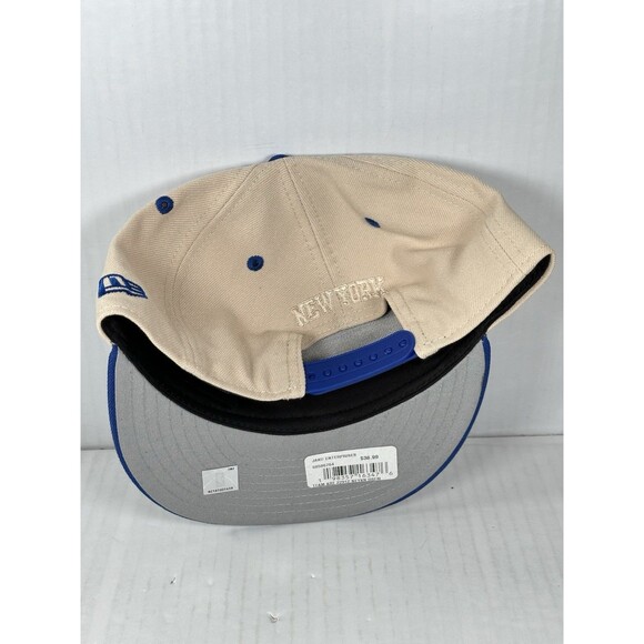 New Era New York Knicks Team Art 9FIFTY Hat Cap Adjustable Snapback NBA NWT - Picture 4 of 5